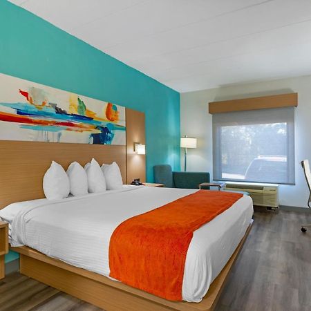 Best Western Plus Executive Hotel Richmond Dumbarton Exteriör bild