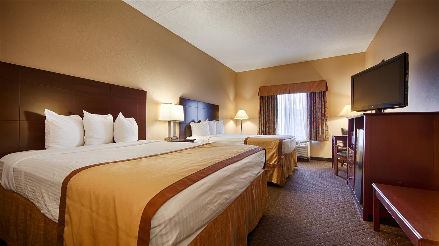 Best Western Plus Executive Hotel Richmond Dumbarton Exteriör bild